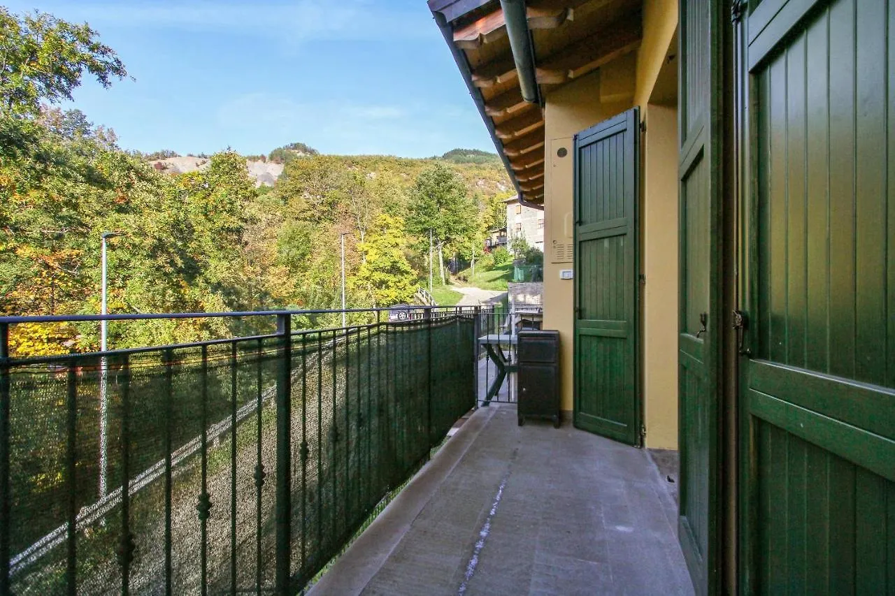 Cozy Apartment In Riolunato With Mountain View
